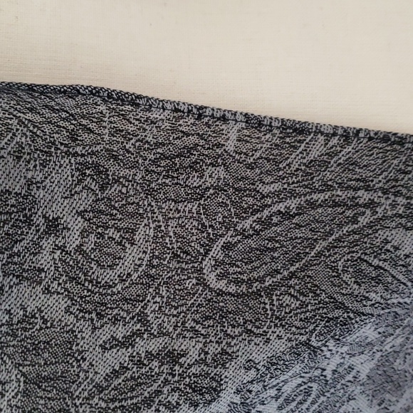 Gray Paisley Charm's Scarf - Picture 2 of 9